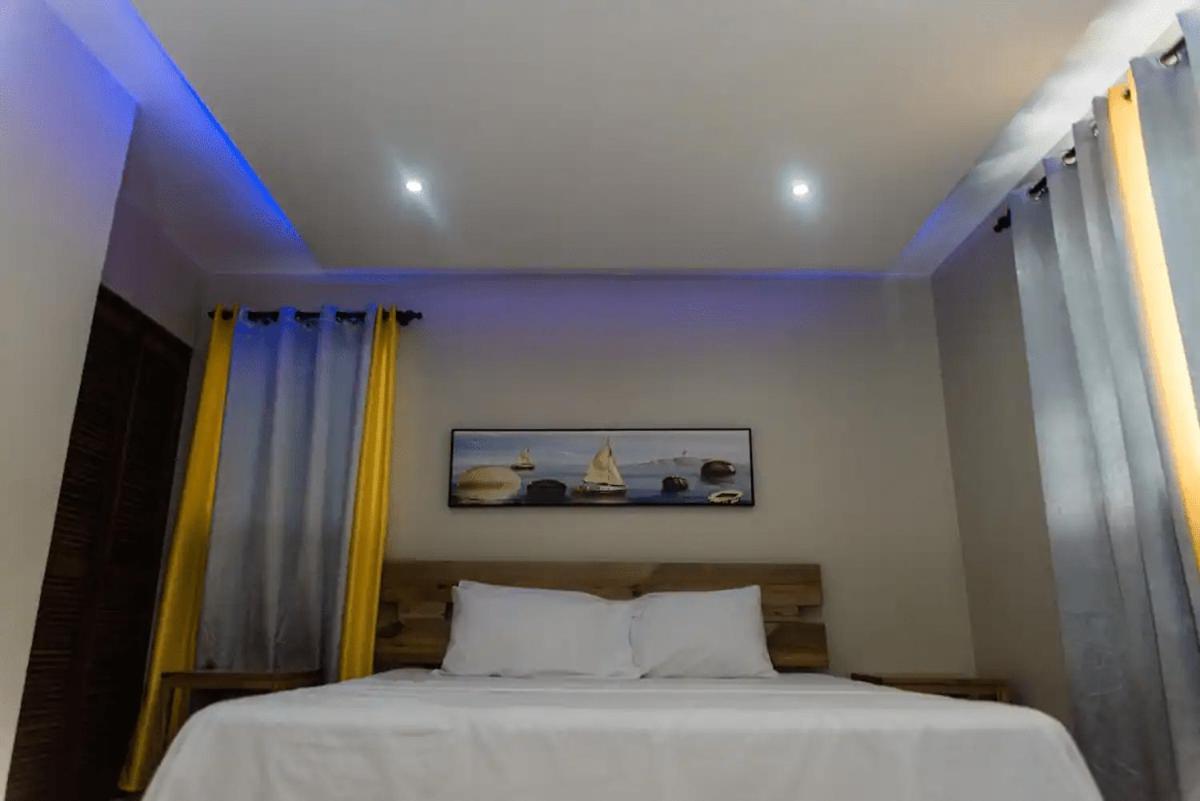 Verde Bonavita ซานติอาโก เด ลอสกาบาเญโรส ภายนอก รูปภาพ